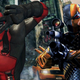 A la izquierda, Wade Wilson. A la derecha, Slade Wilson. No, no son hermanos.
